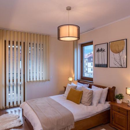 Charming Ski Apartments Near Gondola & Bar Street, Cedar Lodge 1 Complex Бансько Екстер'єр фото