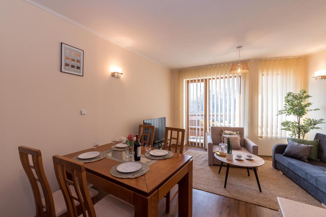Charming Ski Apartments Near Gondola & Bar Street, Cedar Lodge 1 Complex Бансько Екстер'єр фото